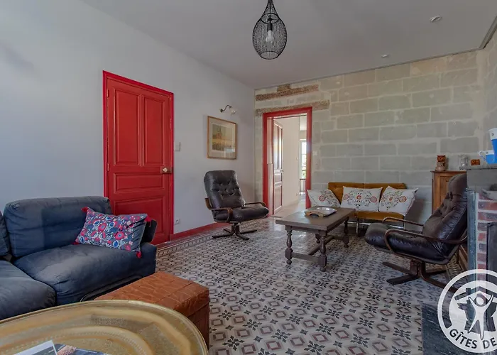 Сasa de vacaciones Maison Authentique Sur 3 Niveaux Avec Terrasse Et Vue Loire - Fr-1-622-38 Ingrandes (Maine-et-Loire)