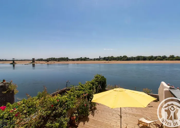 Maison Authentique Sur 3 Niveaux Avec Terrasse Et Vue Loire - Fr-1-622-38 Сasa de vacaciones Ingrandes (Maine-et-Loire)